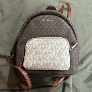 Michael Kors Travel Backpack Color Brown/White Pockets